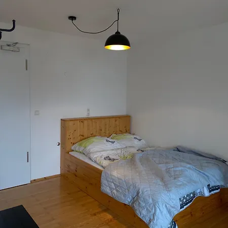 Huebsches Im Suessen Ortsteil Breitbrunn Appartement *