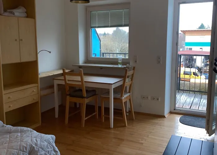 Huebsches Im Suessen Ortsteil Breitbrunn